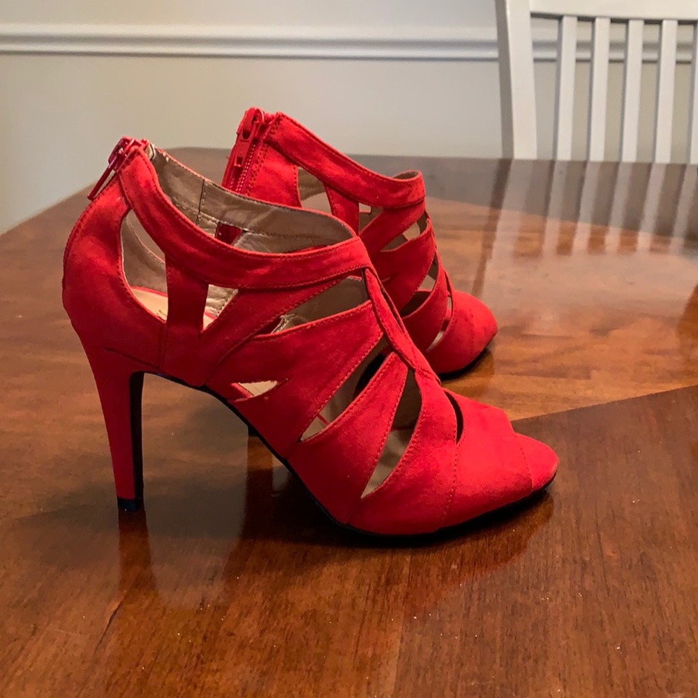 Style&Co Red Suede Heels size 5.5 with 3.5 inch heels